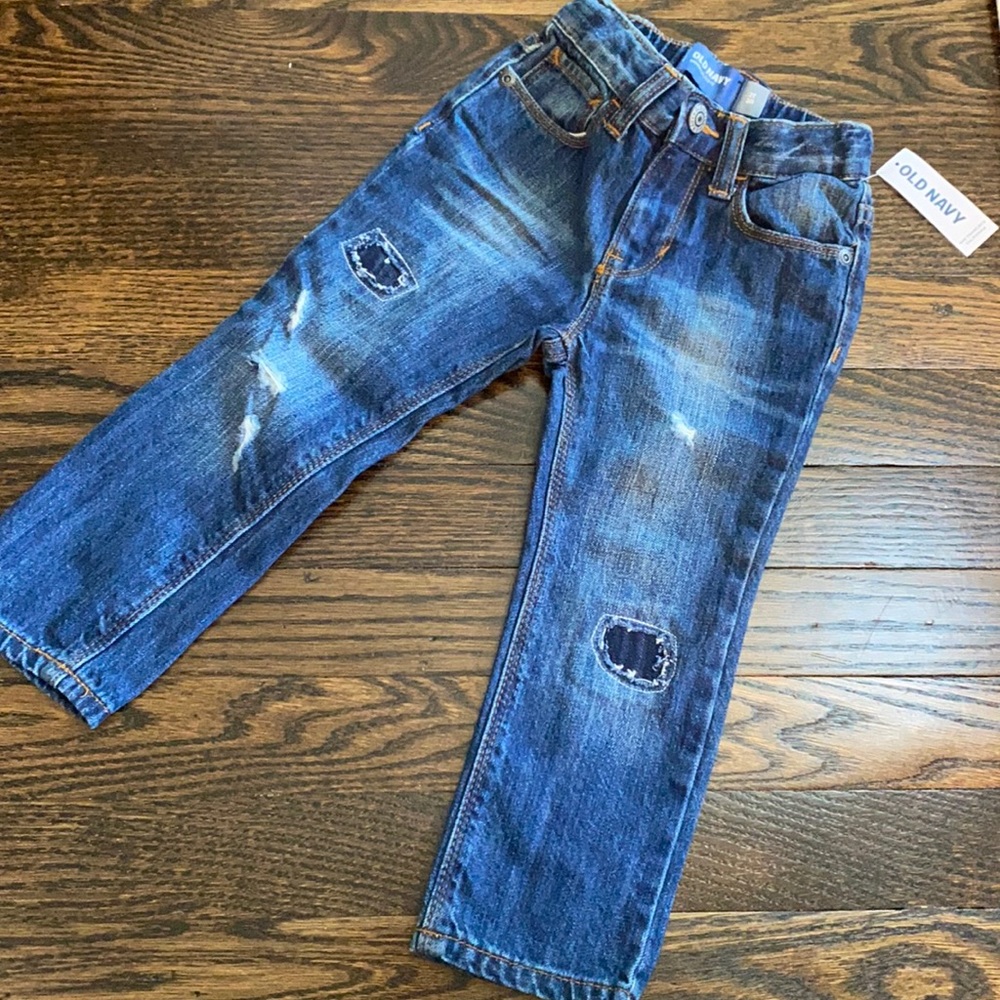 Old Navy distressed 2T jeans